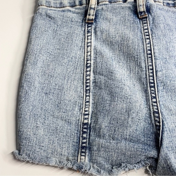 Imperfect Wild Fable Blue Jean Shorts High Waisted Distressed size 2 denim short - Picture 14 of 15